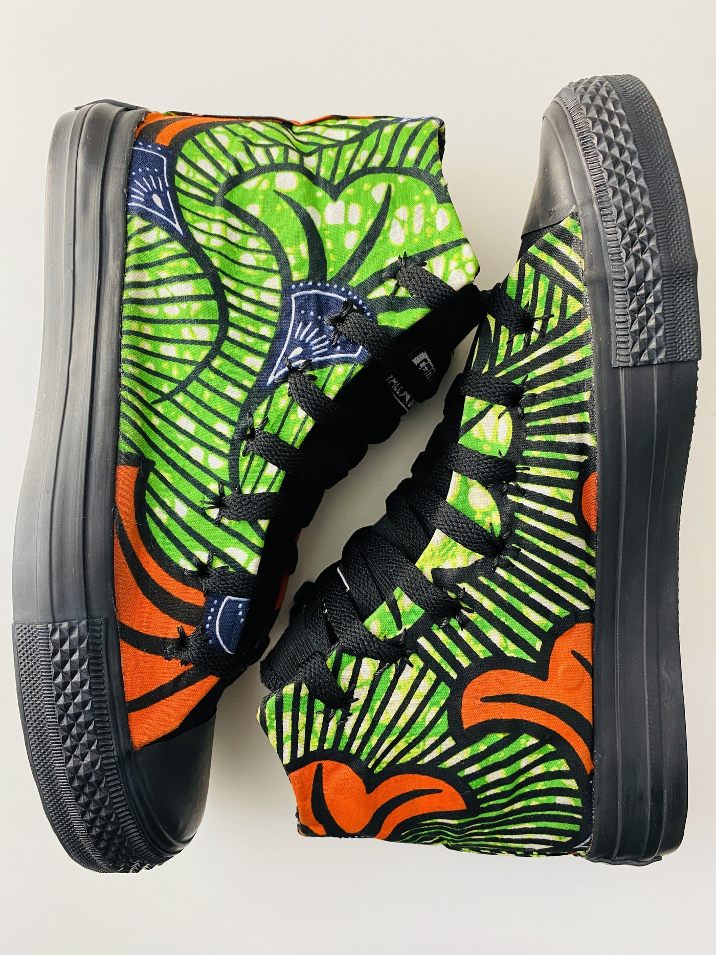 African Print Sneakers - Green Fleurs