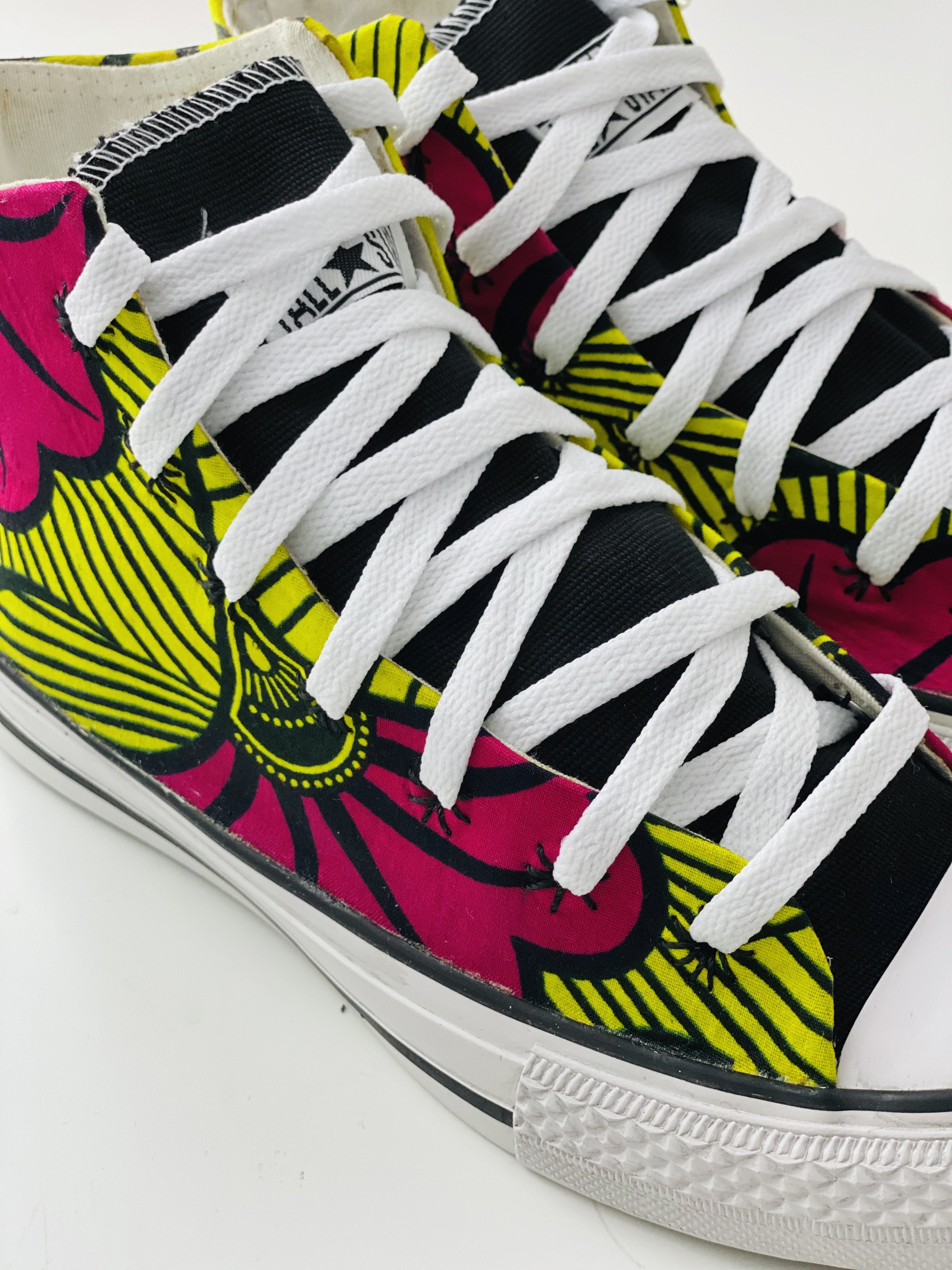 African Print Sneakers - Yellow Fleurs